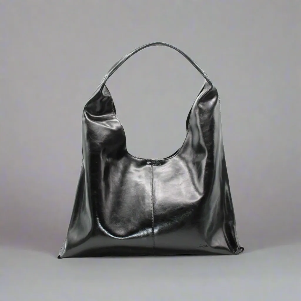 Eco-Friendly Leather Tote: Stylish and Durable