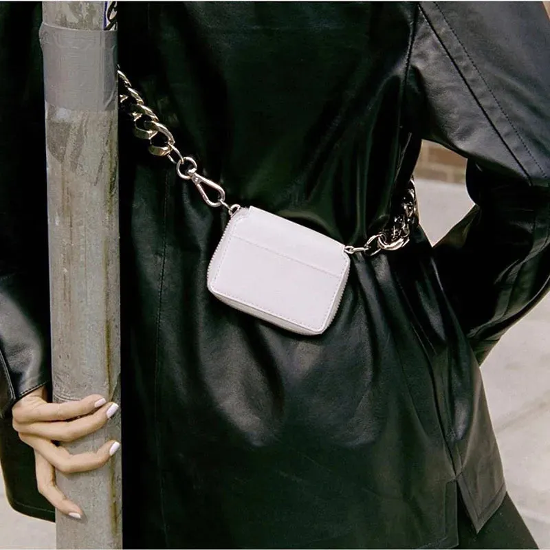 Freja Metal Chain Fanny Bag