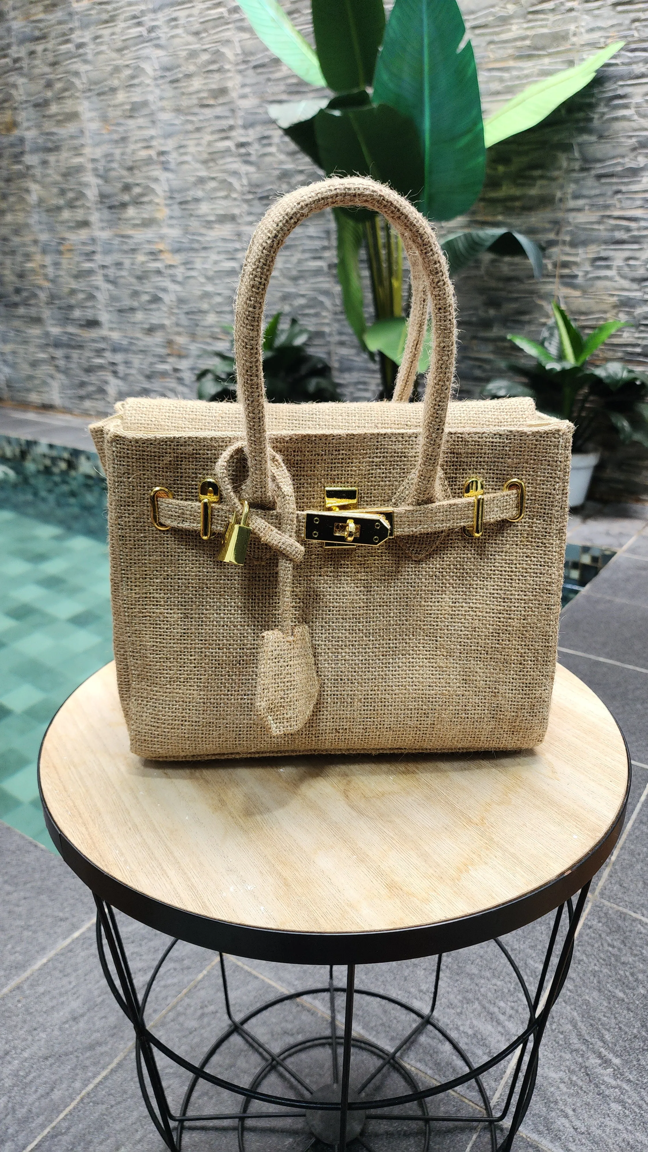 Handmade burlap / jute bag, Small size (25cm)_style 3