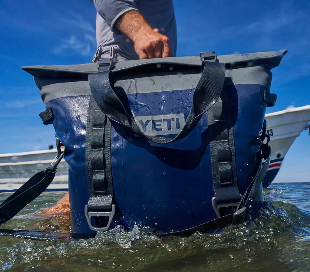 Hopper M30 Soft Cooler 2.0 - Big Wave Blue