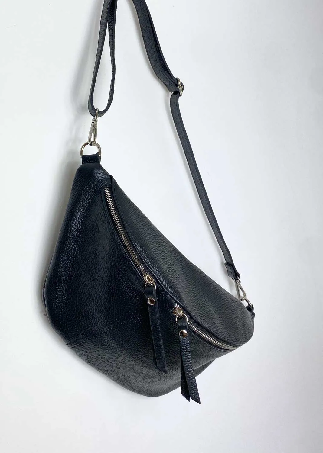 Ray Leather Sling Bag