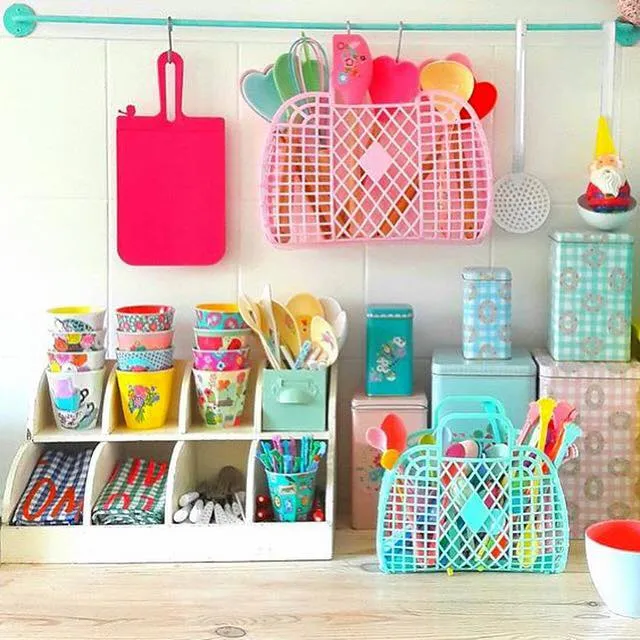 Retro Basket | Small Mint