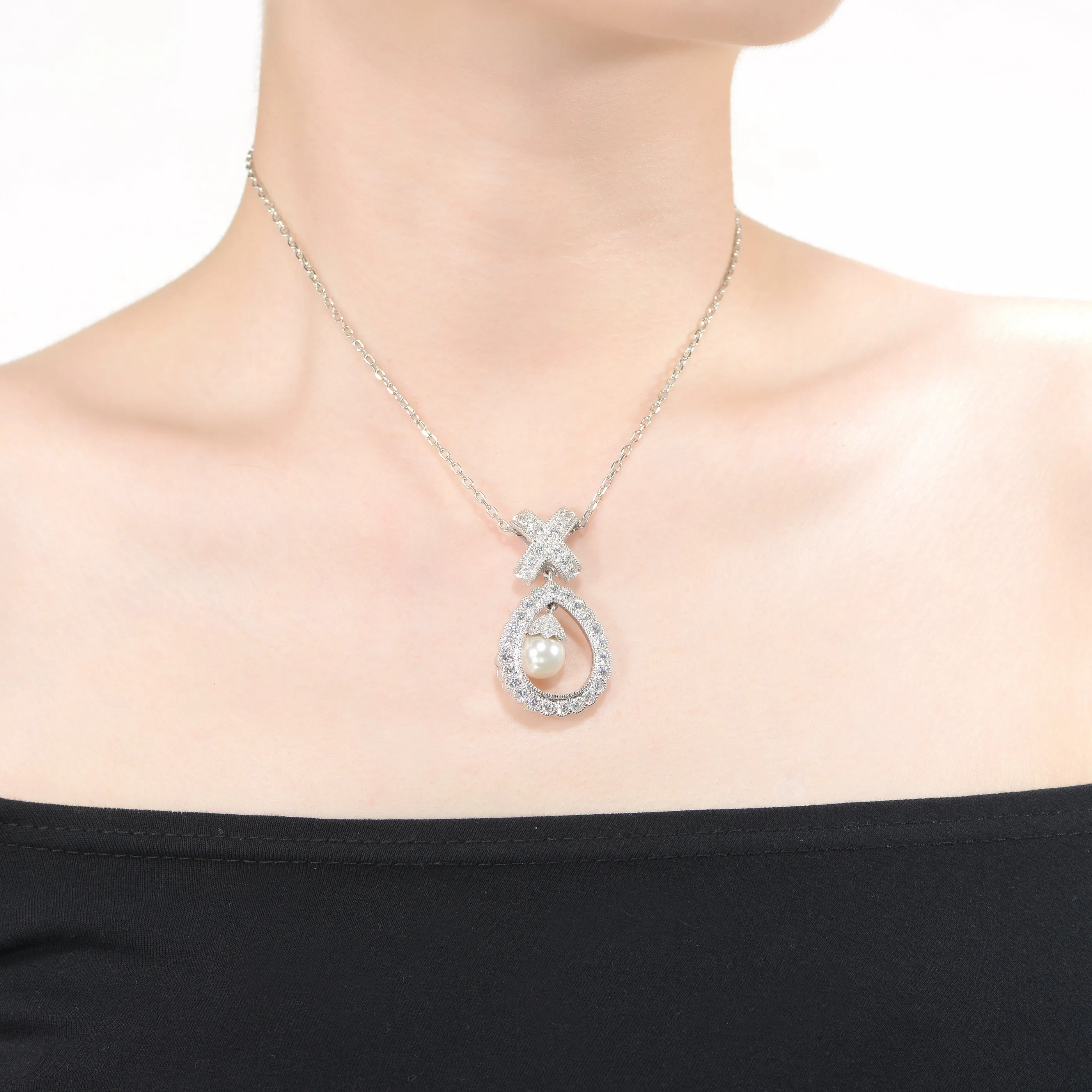 Sterling Silver Cubic Zirconia and Pearl Pendant