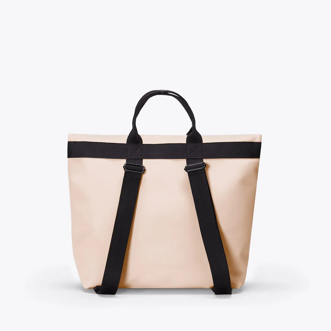 Ucon Acrobatics Eliza Bag | Light Apricot